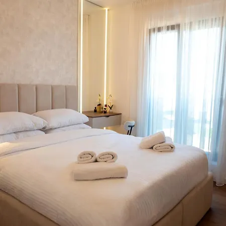 公寓 Amoris - Luxury Penthouse With Private Rooftop & Jacuzzi 扎达尔